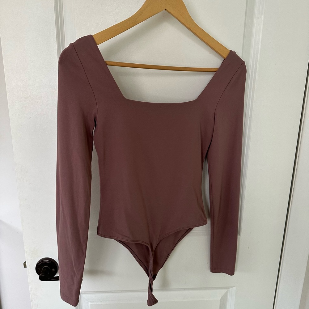 Babaton contour Square Neck Long Sleeve Bodysuit - Picture 2 of 2